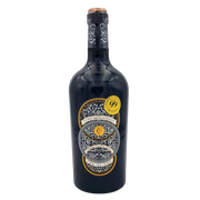 Bouteille de vin Lupo Meraviglio Tre Di Tre Puglia IGT 75cl, étiquette élégante et scellée.