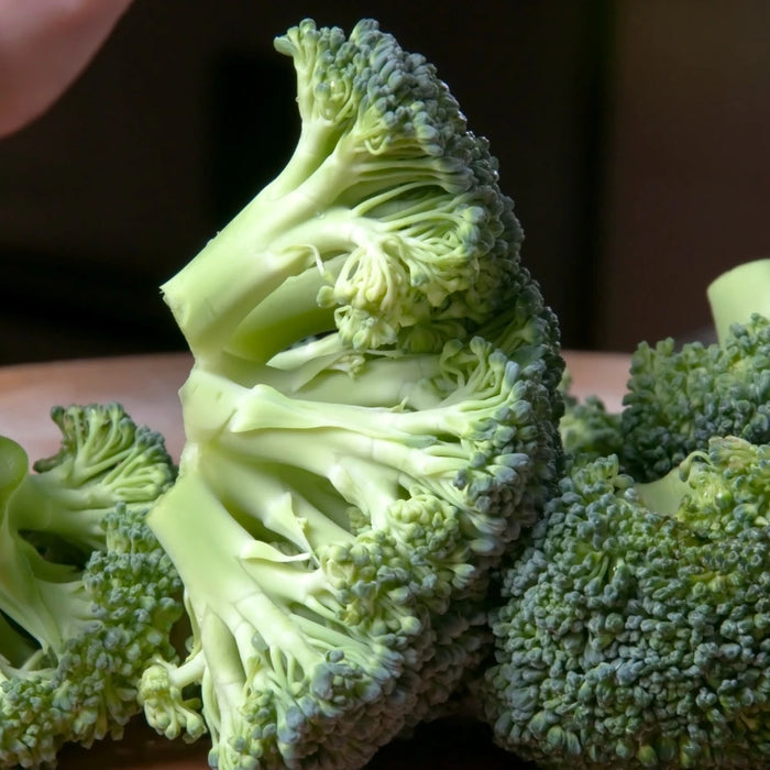QUE FAIRE AVEC LES TIGES DE BROCOLI ? VOICI 3 RECETTES FACILES