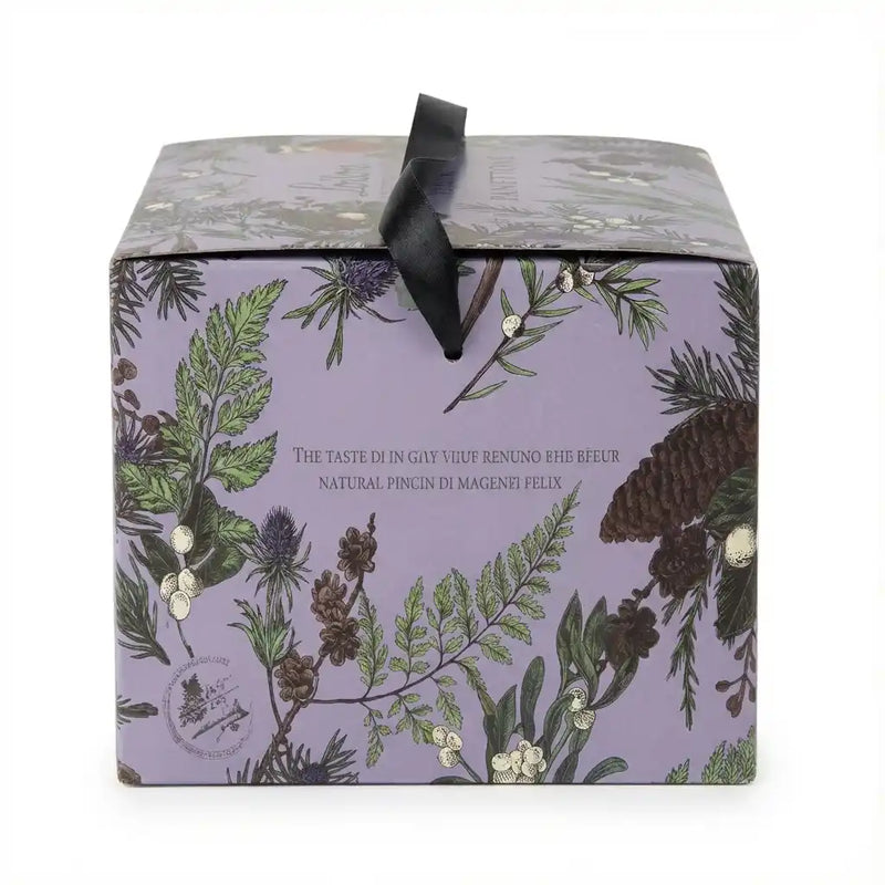 Inneres des Panettone Nerosale Loison – weiche Krume gefüllt mit Meersalz-Karamell und Zartbitter-Schokoladenstückchen