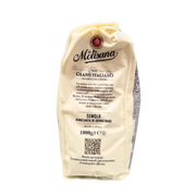Italienisches Hartweizengrießmehl La Molisana 1 kg in einer beigen Verpackung mit schwarzem Text.