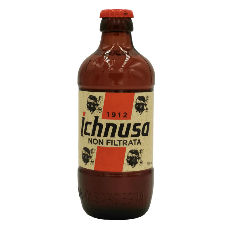 Bouteille de bière Ichnusa Non Filtrata 33cl, vue de face, bière italienne artisanale non filtrée brassée en Sardaigne.